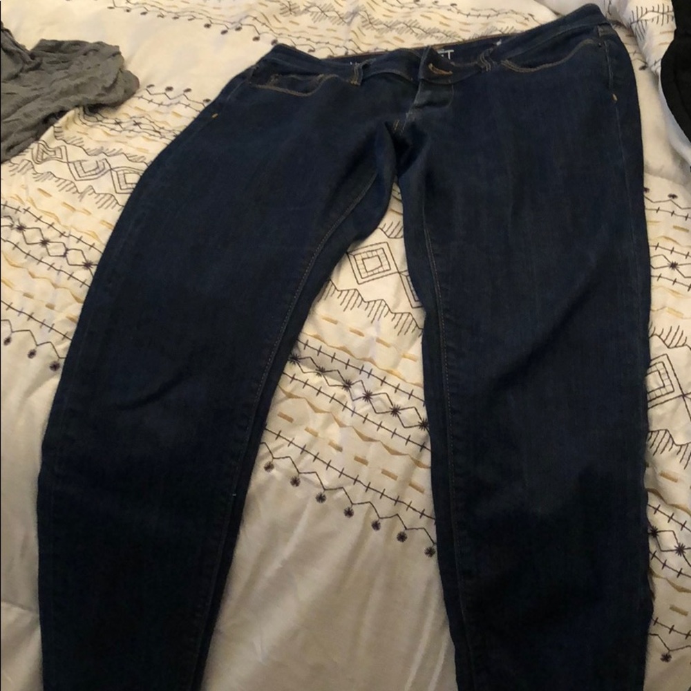 Dark Modern Skinny Jeans